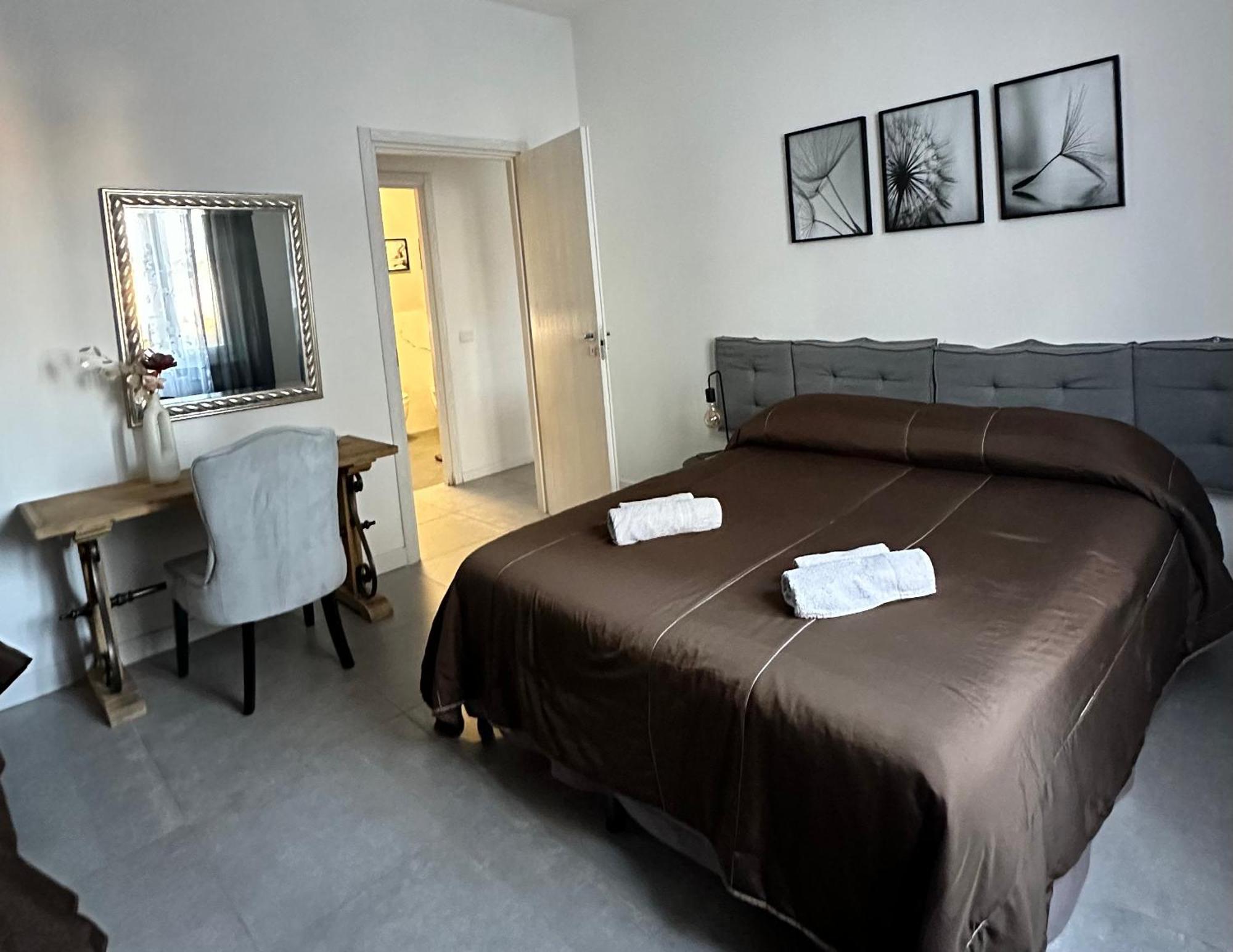 Appartamento Dolce Vita - Free Parking Como Exterior foto